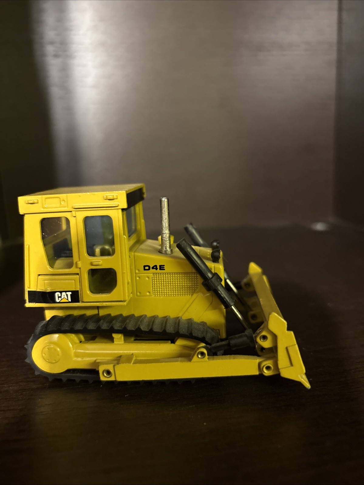 Caterpillar Cat D4E Dozer NZG 1:50 Scale Diecast #205 1980s W. Germany WITH BOX