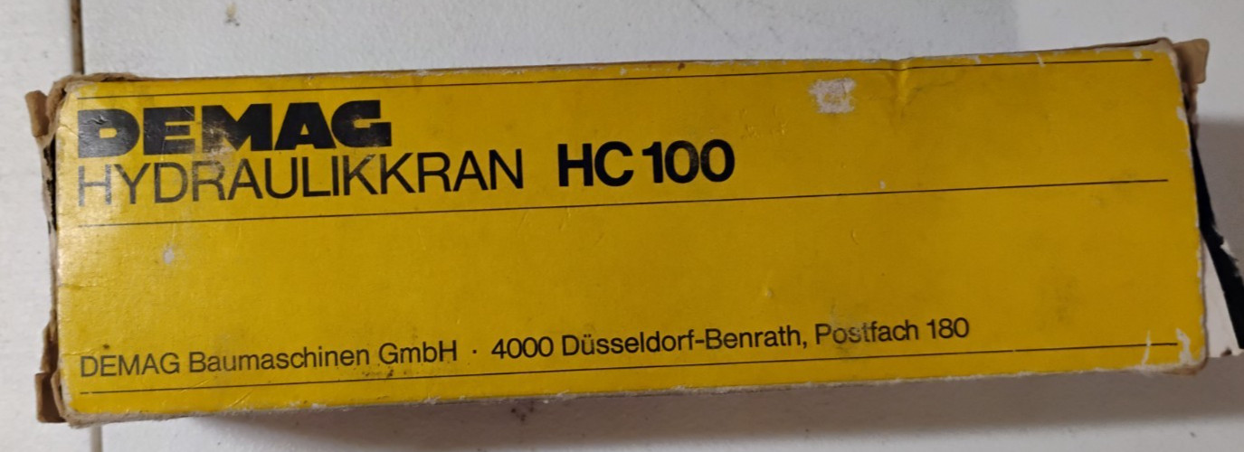 COLLECTIBLE.VINTAGE.BARELY USED.DEMAG Hydraulic HC 100 Crane Truck 1/50.DEAL.