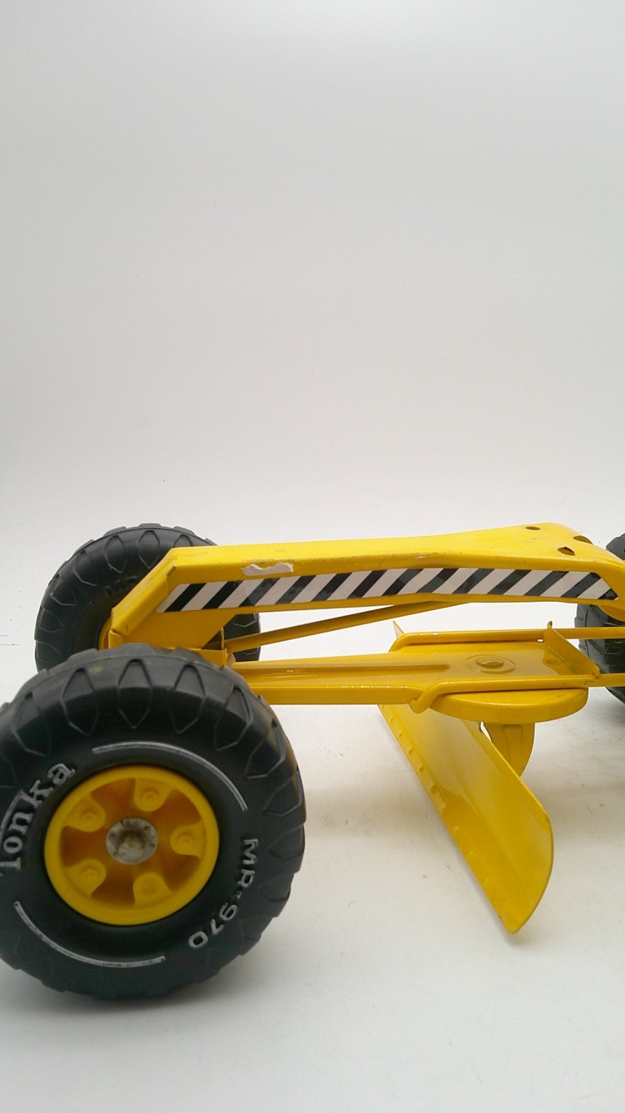 Vintage 1970s Metal Yellow 17″ Tonka Grader Used Condition