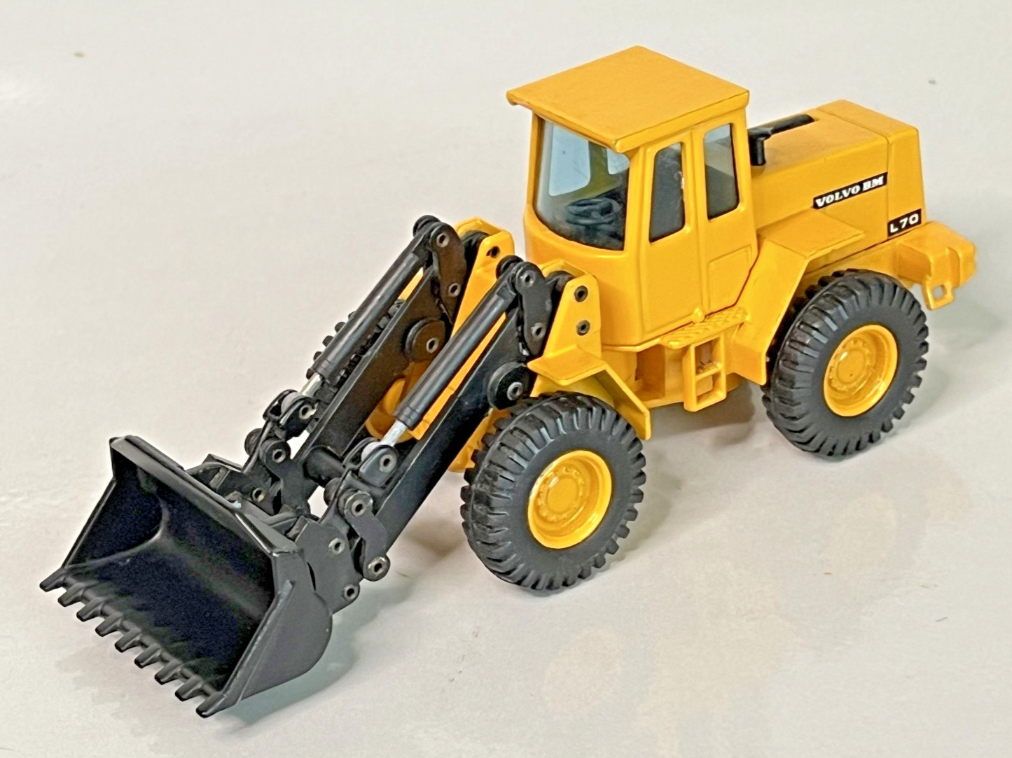 Joal 1:50 Scale Volvo BM L70 Front End Loader
