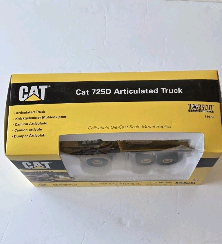 1/50 CAT 725D Articulated Truck by Norscot (55073) NIB Vintage 2001 Sealed
