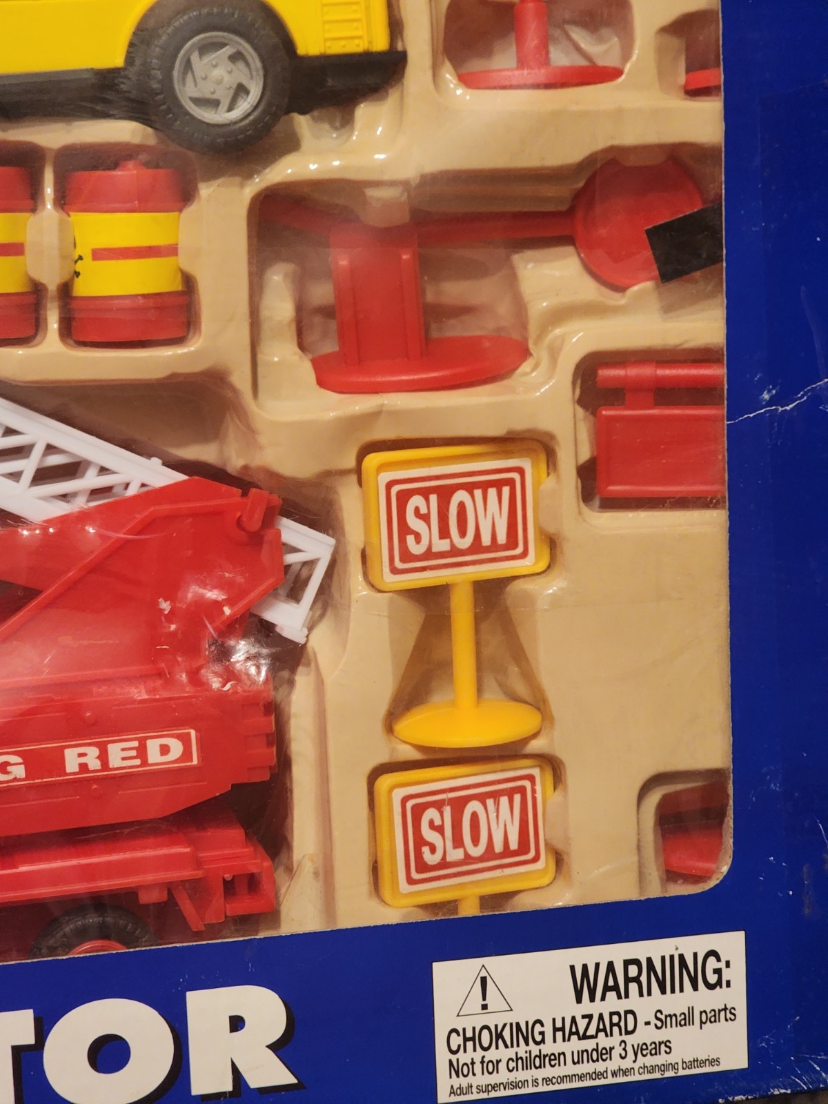 Soldier Bear 60pcs Emergency Rescue Ambulance, Fire truck Remote Control Tractor
