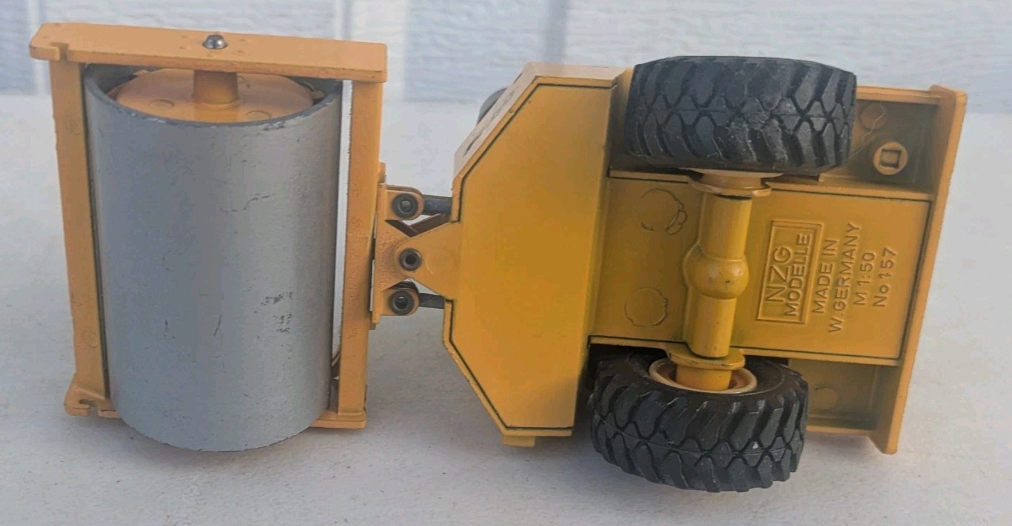 Nzg West Germany Single Drum Compacter