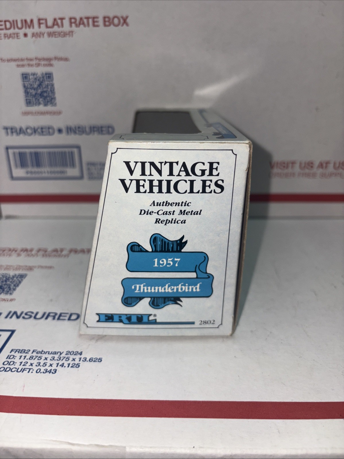 ERTL Vintage Vehicles 1957 Ford Thunderbird T-Bird 1/43 Diecast NEW in Box