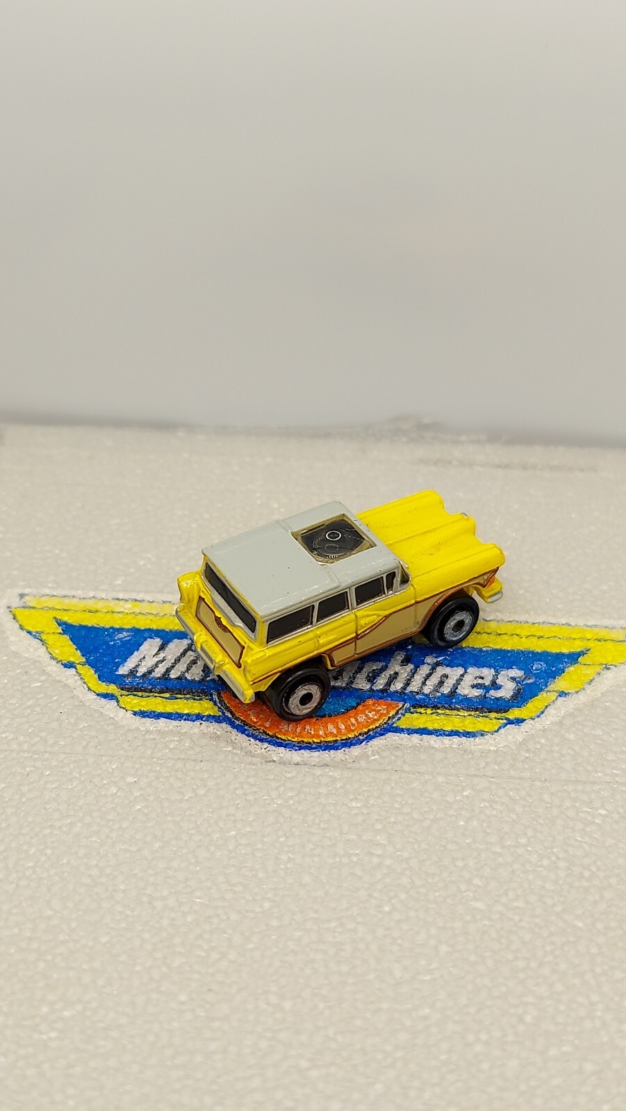 Micro Machines #12 PRIVATE EYES Yellow Edsel