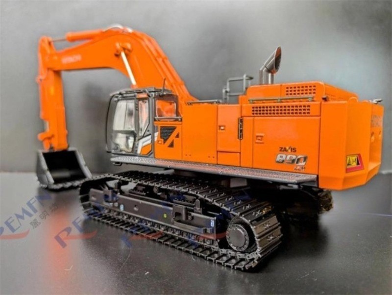 HITACHI ZX890LCH-7 Excavator 1:50 Scale Diecast Model Vehicle Collection Gift