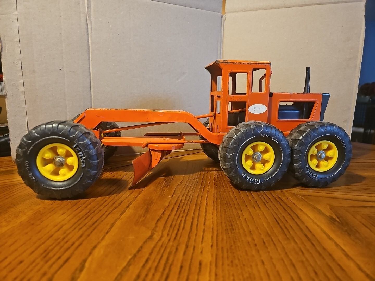 Vintage 1970’s Tonka MR-970 On Wheels ORANGE Pressed Steel Toy Road Grader