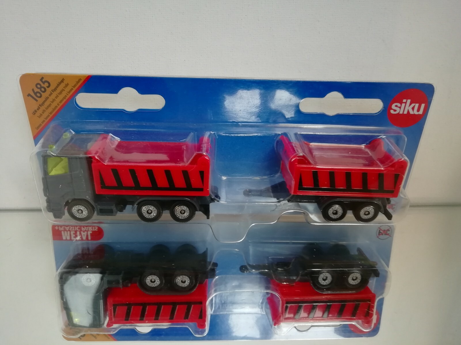 Siku 1685 Truck with Dumper Body With Tipping Trailer On Blister