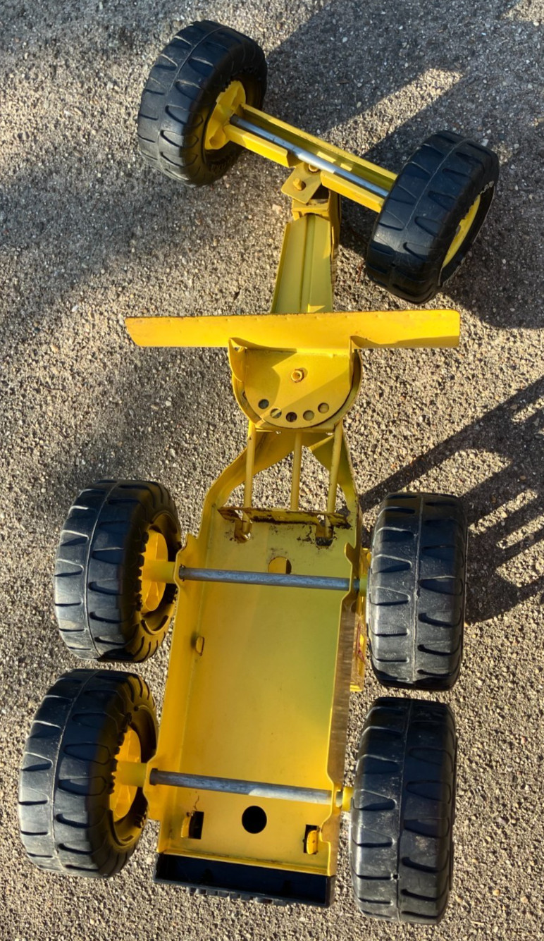 Vintage 1970s Tonka Pressed Steel Road Grader Model 2510 featuring MR-970 tires!
