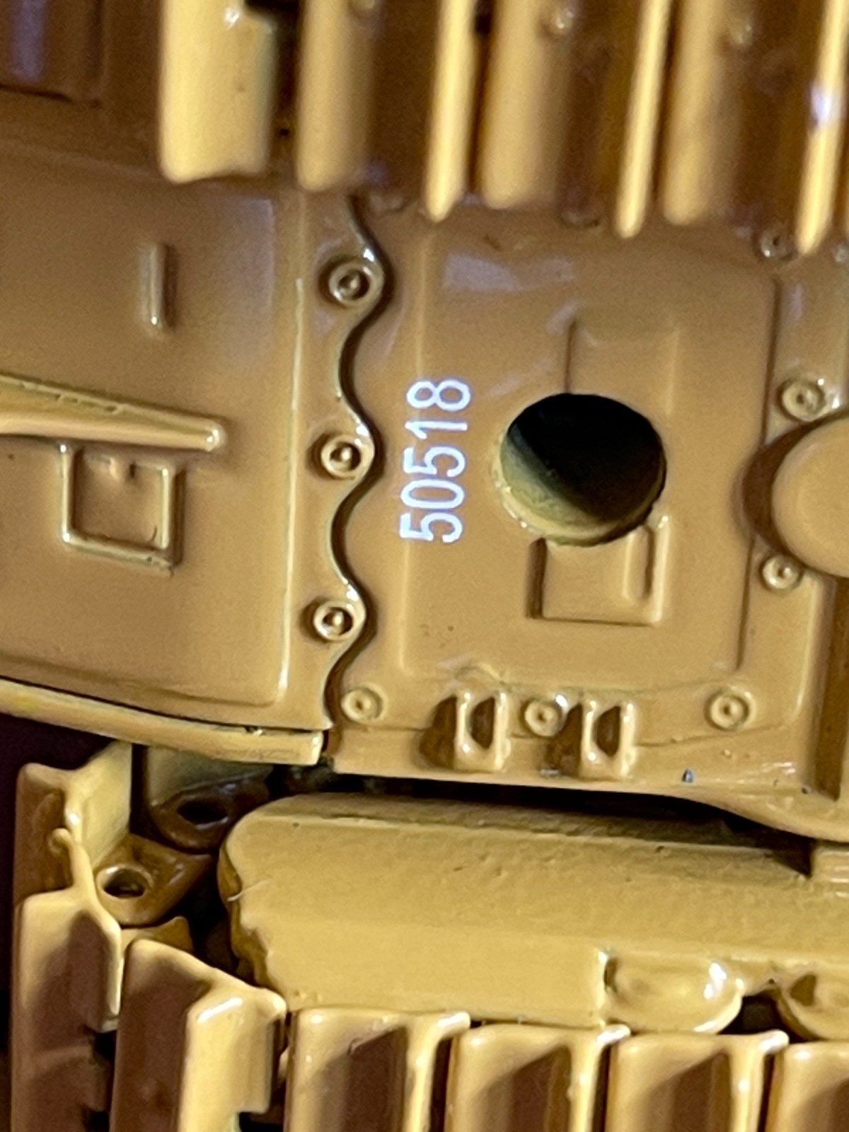 DM Cat D7E Track-Type Tractor Pipeline Configuration Diecast Master 85555 1:50