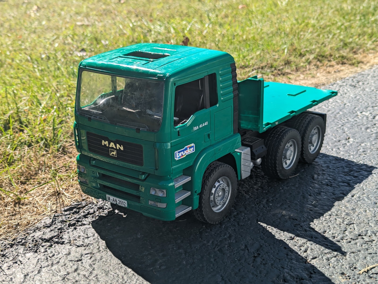 Bruder MAN Green 2001 Toy Timber Logging Truck 4143 (NO LOGS) As Shown