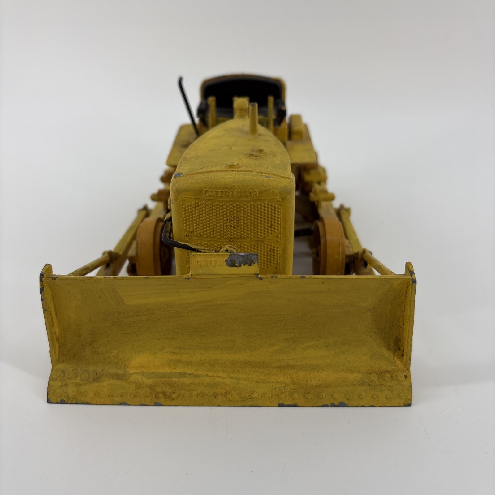 Reuhl Caterpillar D7 *Read
