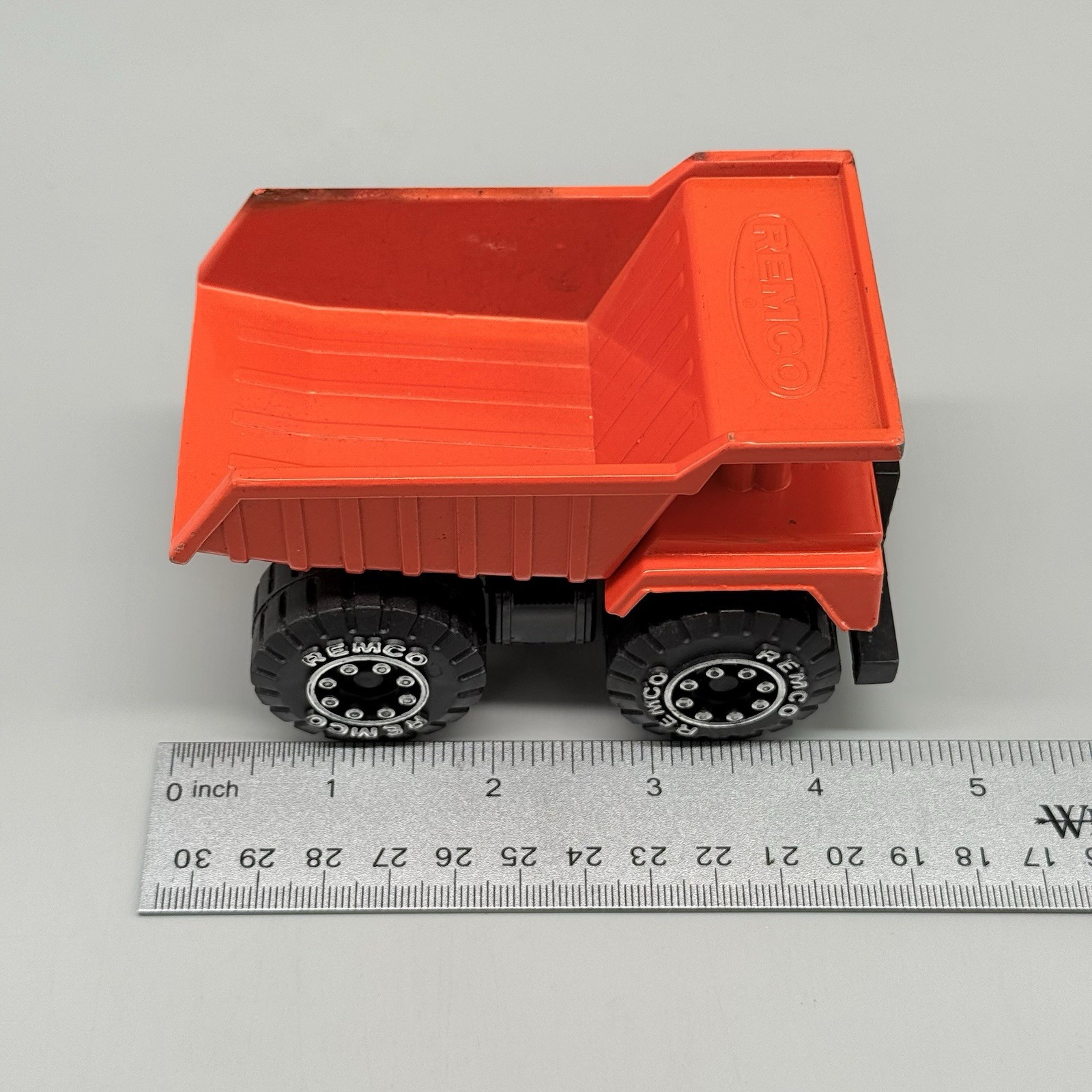 Vintage 1987 Remco Classic Orange Dump Truck Chunky Plastic Diecast 4”