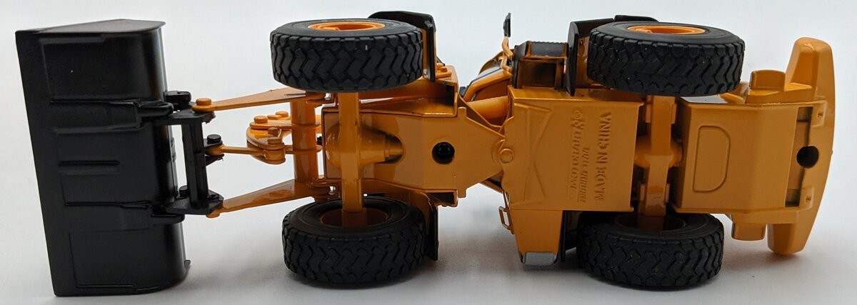 Motorart 13367 1:50 JCB 456 Wheel Loader ZX w/Attachments