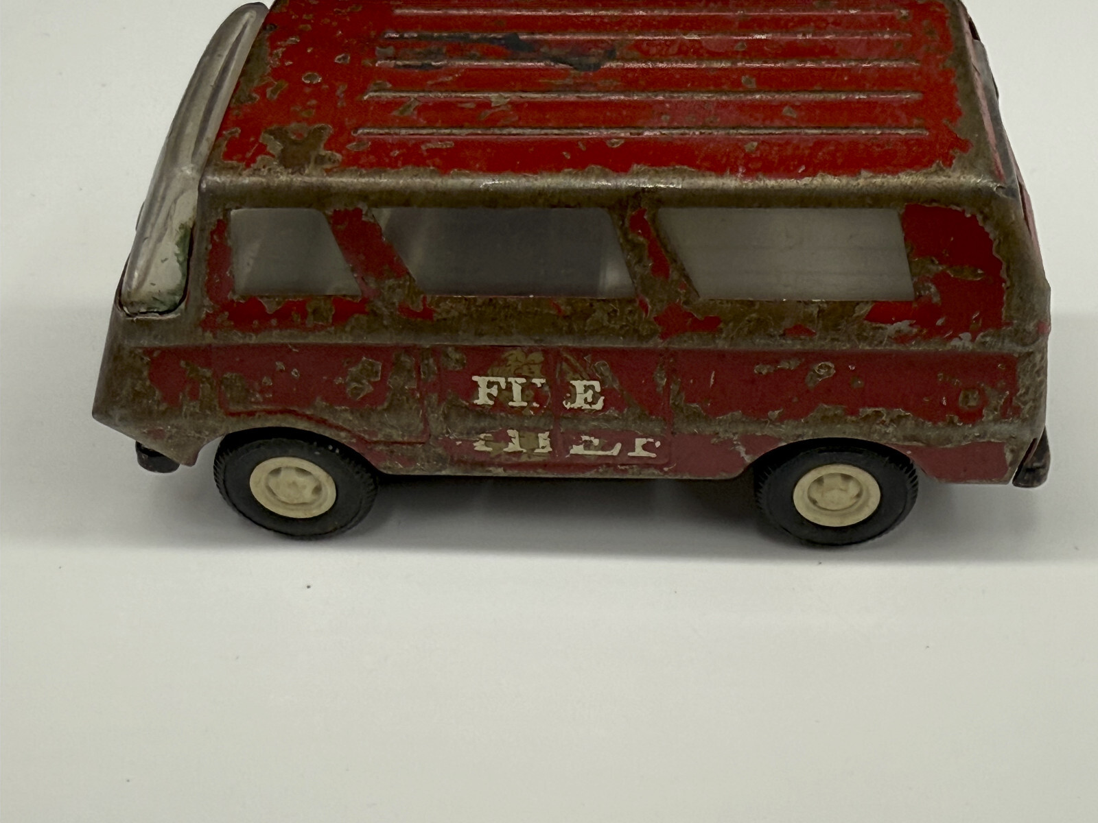 Vintage Tonka fire Chief van truck