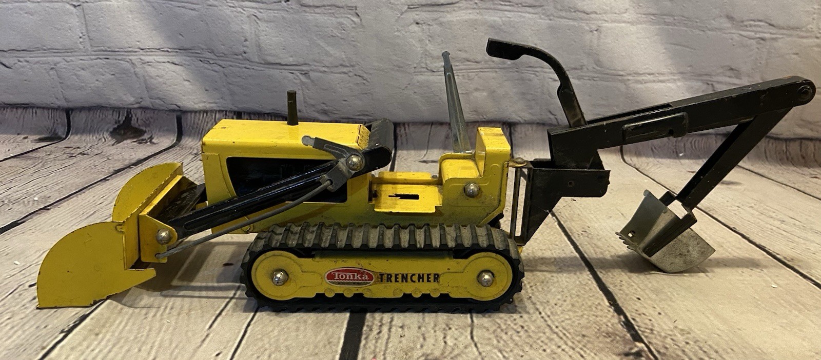 Vintage Tonka Trencher Backhoe Loader Pressed Steel