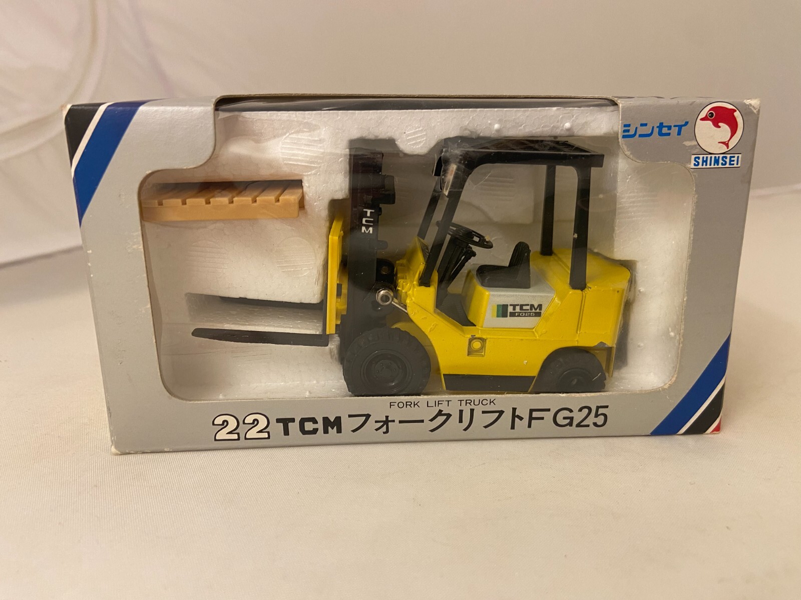 22 TCM FG25 Forklift Scale 1:50. Made in Japan