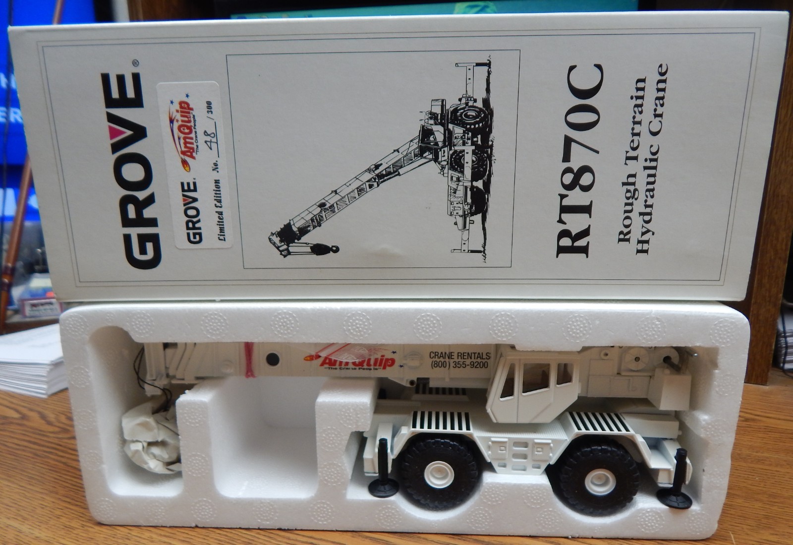 NZG GROVE 481 RT870C AM QUIP DIE CAST CRANE 48/300 MADE NEW IN BOX 1/50 LQQK
