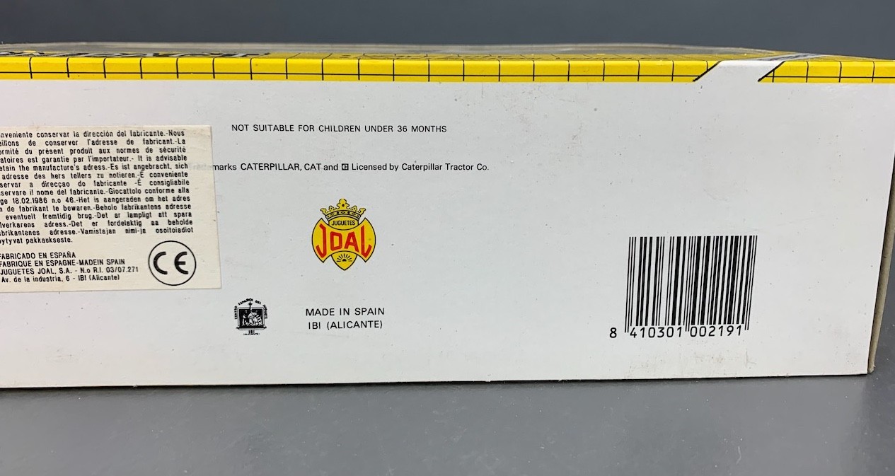 JOAL Diecast 1:70 CAT 631D Compact Wheel Tractor Scraper DC1702