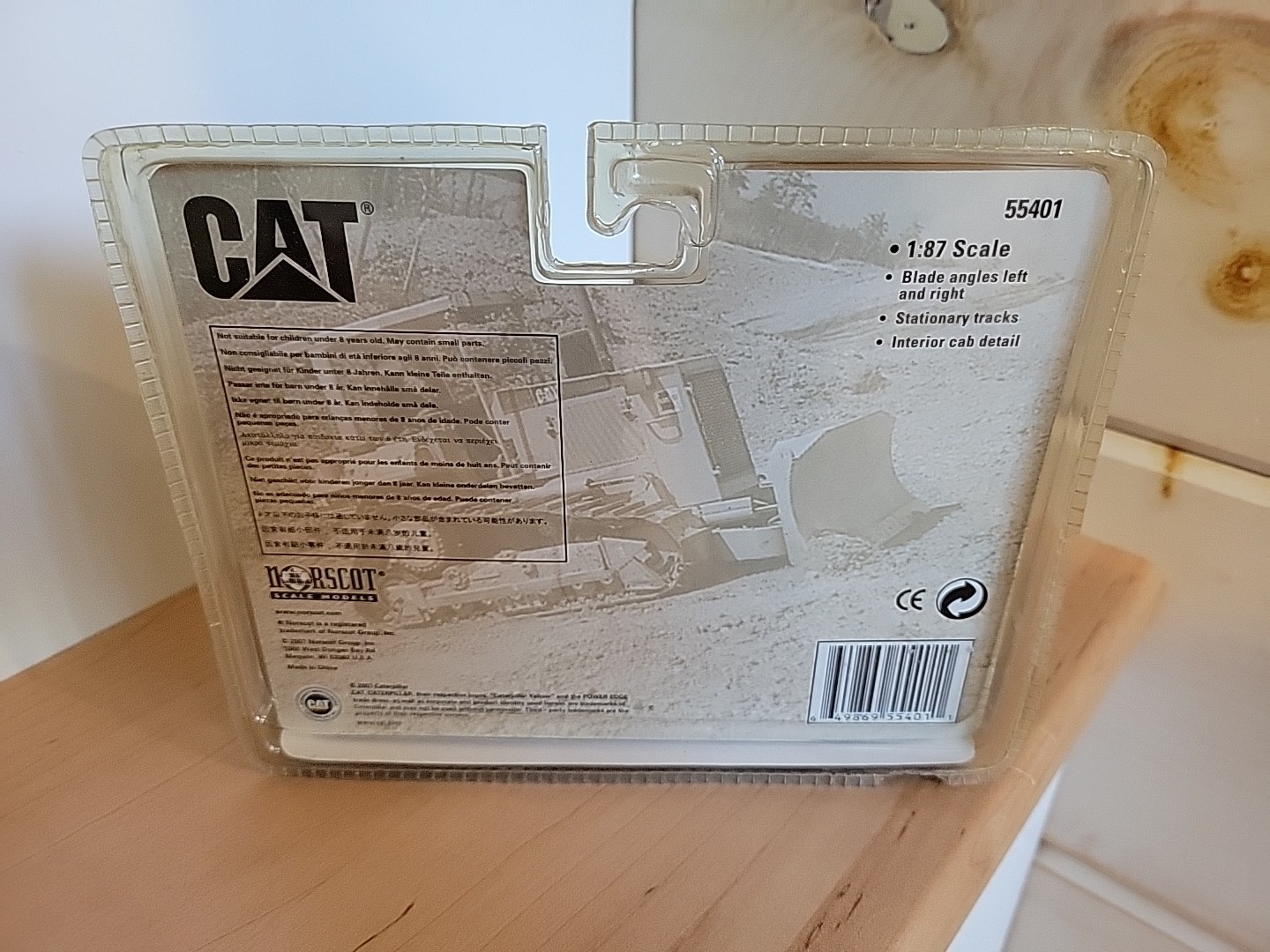Norscot CAT D5M Track-Type Tractor HO Scale 1:87 Die-Cast Model 55401 New In Pac