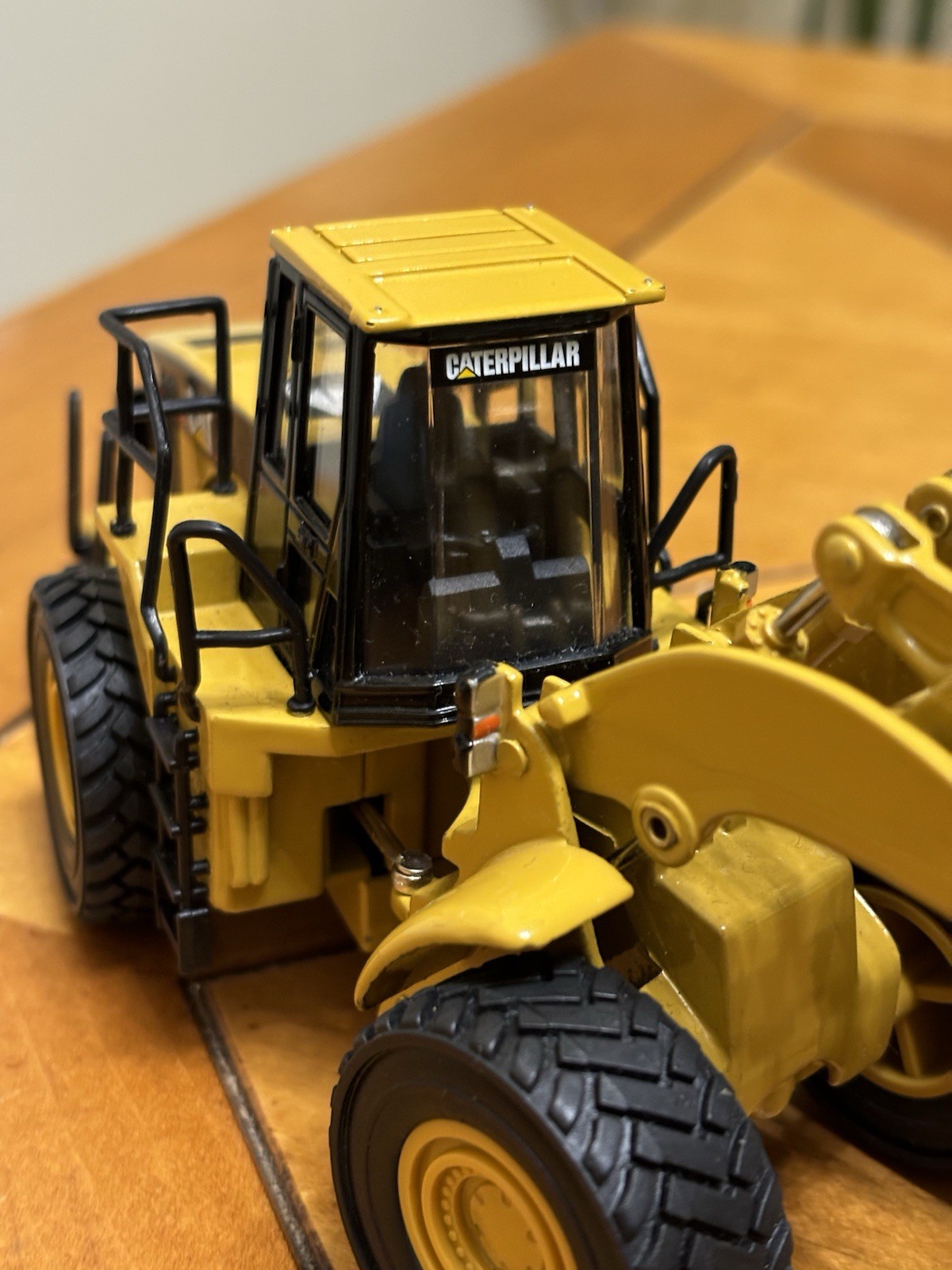 CAT 980G Wheel Loader Truck Diecast Construction Toy Norscot Collectible Read