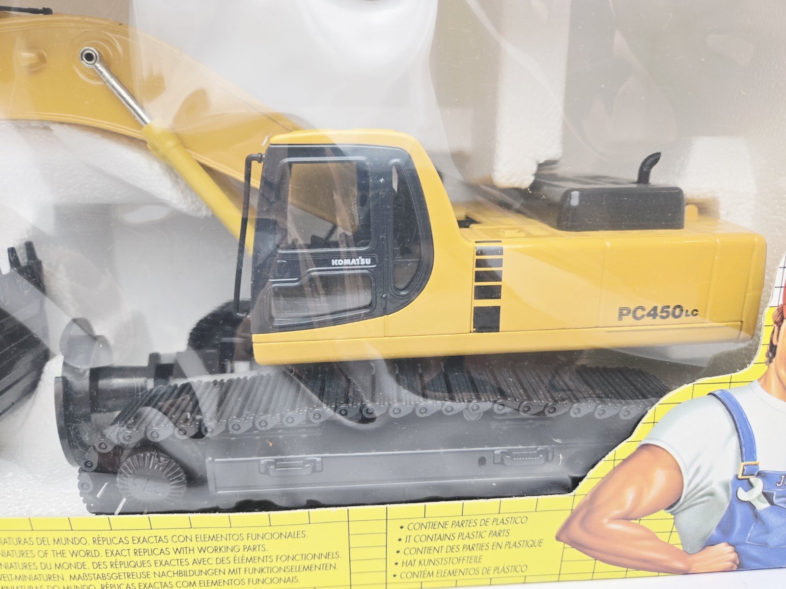 JOAL KOMATSU PC450LC-6 Diecast EXCAVATOR W/RUBBER TRACKS 1:32 SCALE N.I.B.
