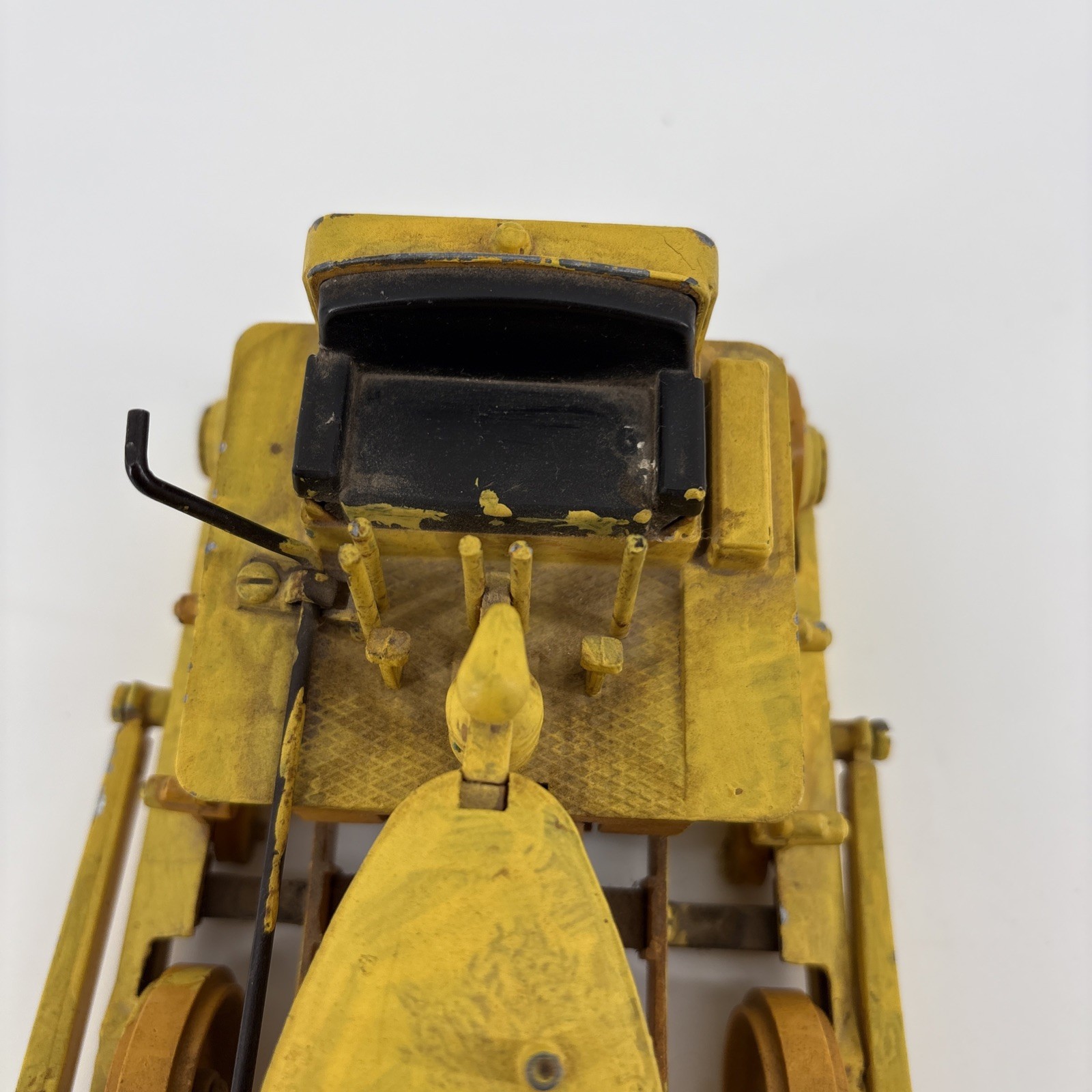 Reuhl Caterpillar D7 *Read