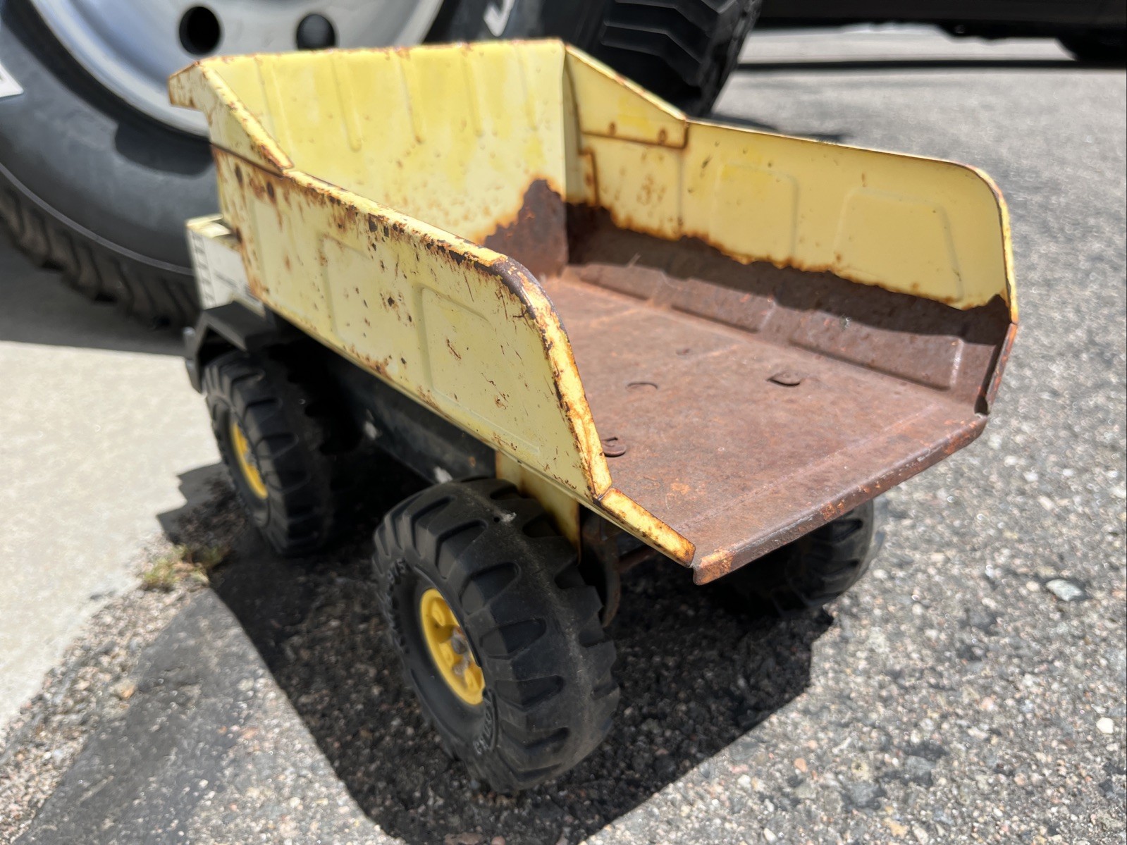 Vintage Metal Tonka Dump Truck Antique Collectible