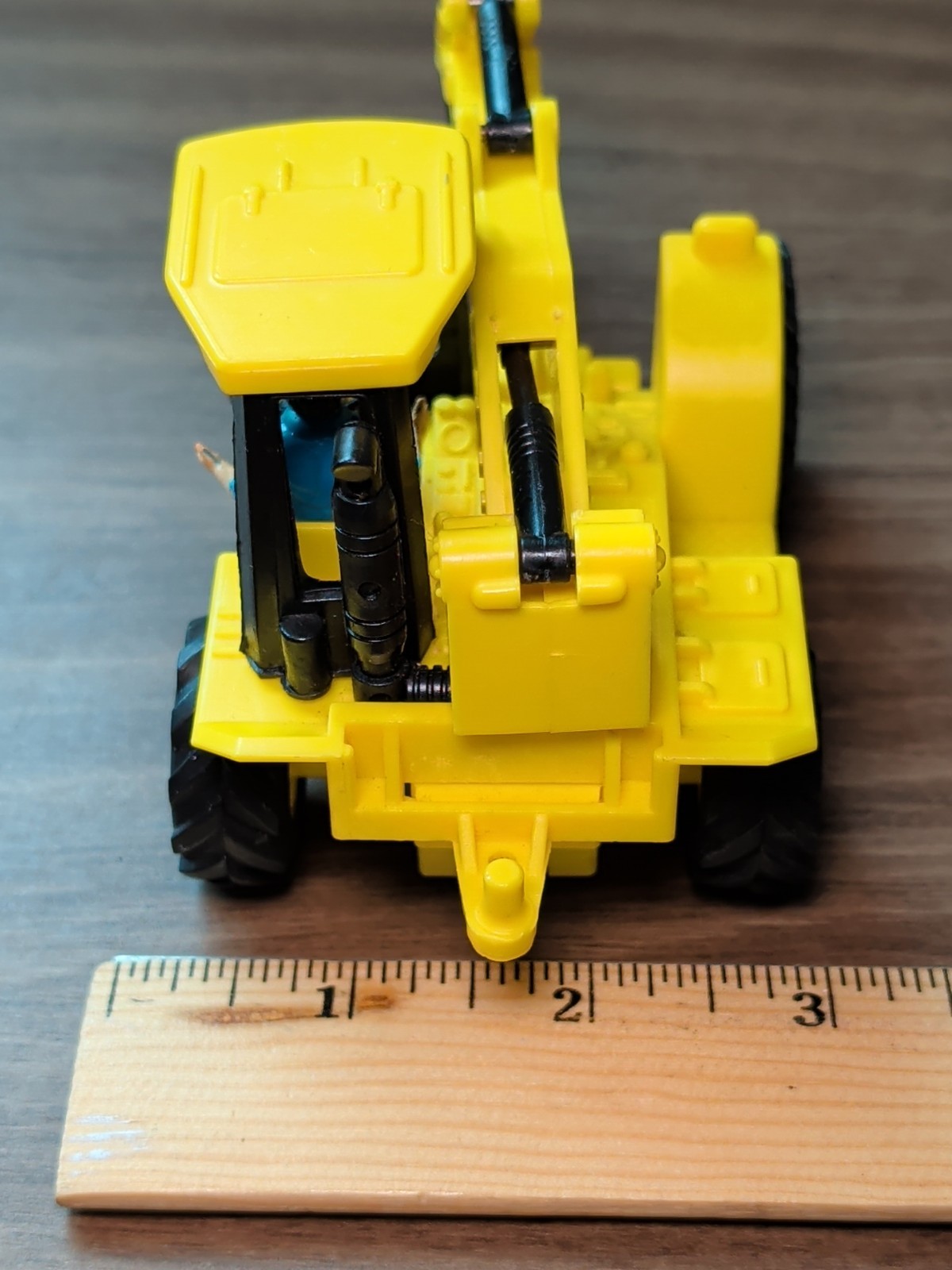 New Ray Toy Rotary Arm Excavator w/ Driver Figure UK Design Peg No Vintage