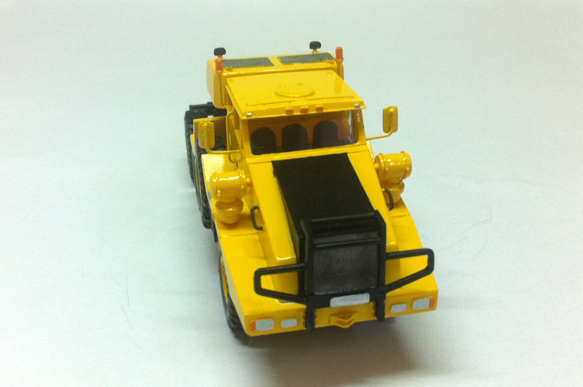 HO 1/87 KFM TB600 6×6 Heavy Tractor – Yellow – Resin Model by Fankit Models