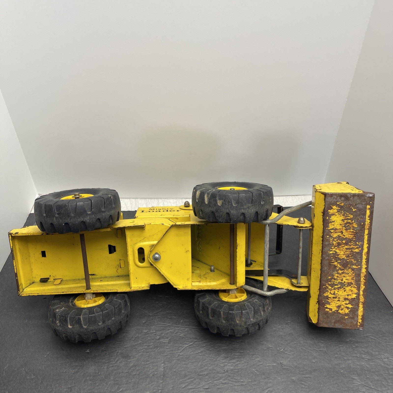 Mighty Loader Tonka 1967-1970 Front Loader (1853) For Parts Or Restoration WORKS