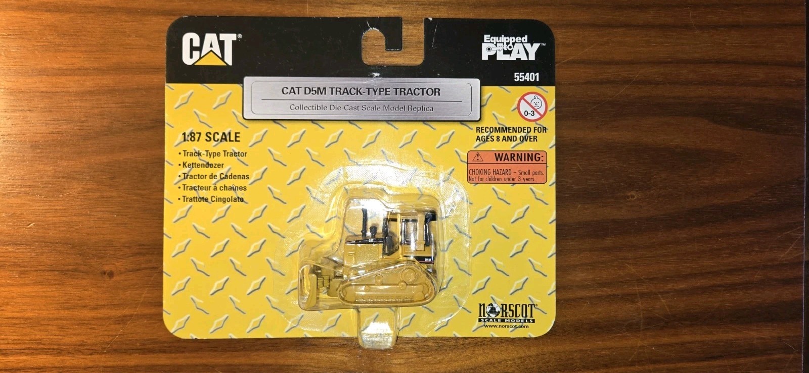 Norscot 1:72 HO Scale “Caterpillar D5M” Bulldozer On Card