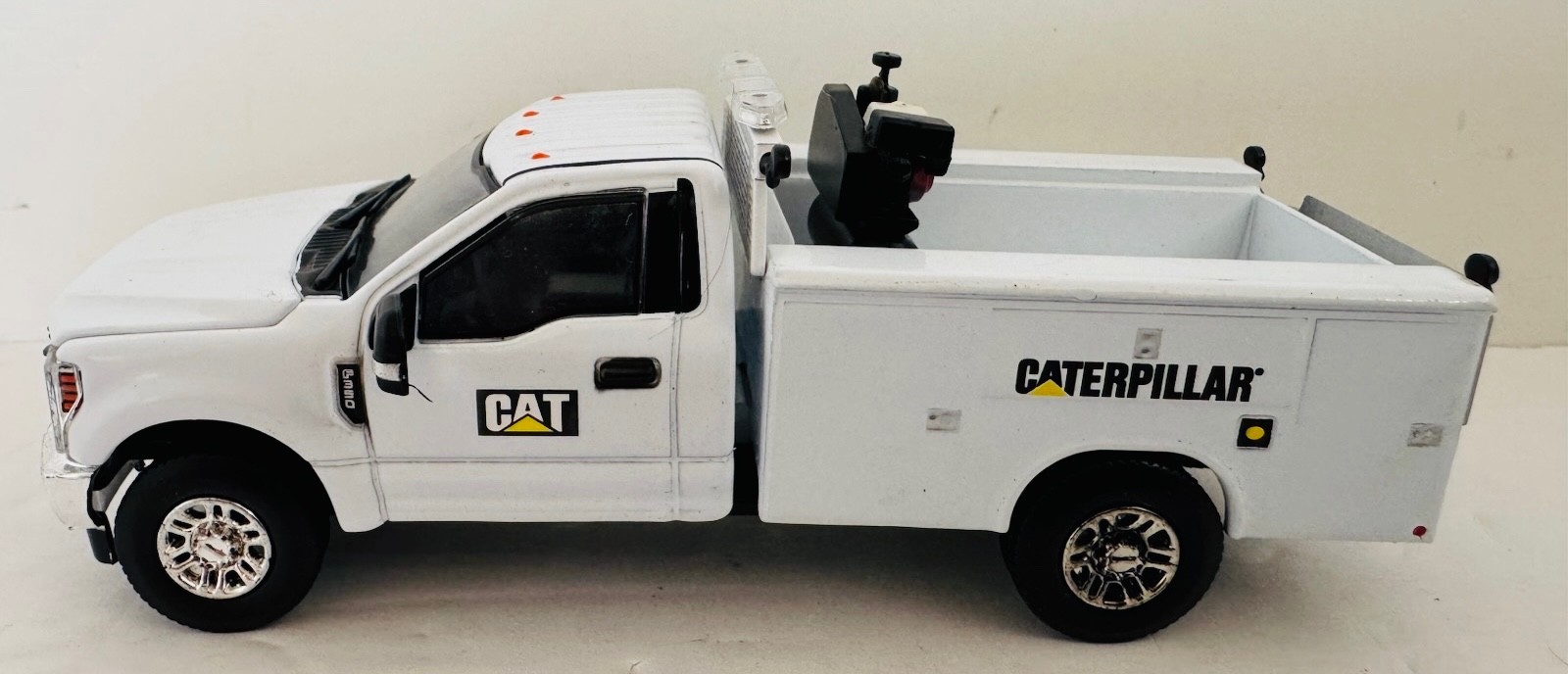 1:50 Ford F350 Road Service Truck White Work Bed Custom Caterpillar Decals