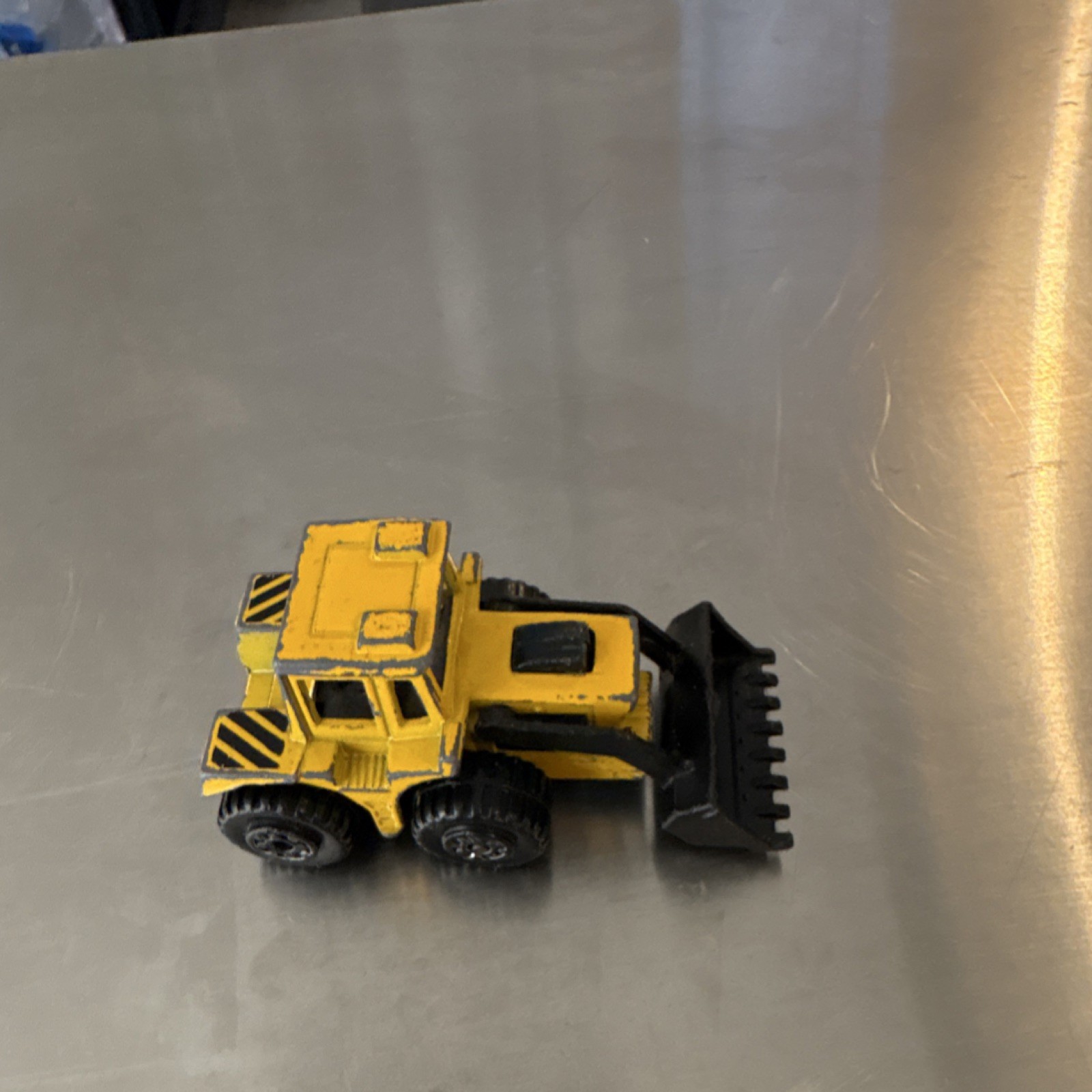 Matchbox Superfast No. 72 Diecast Tractor Shovel Yellow Black 1976 Made in Macau