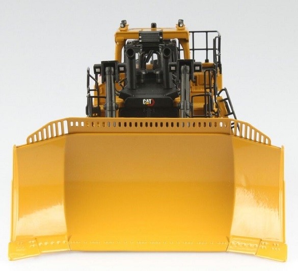DIECAST MASTERS – Toro CATERPILLAR D11T with Driver – 1/50 – DCM85604