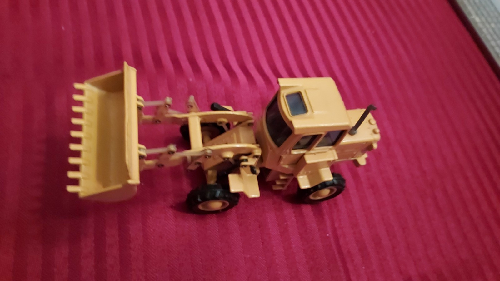 VTG JOAL Front End Loader- 1:50 -No. 214 – Yellow