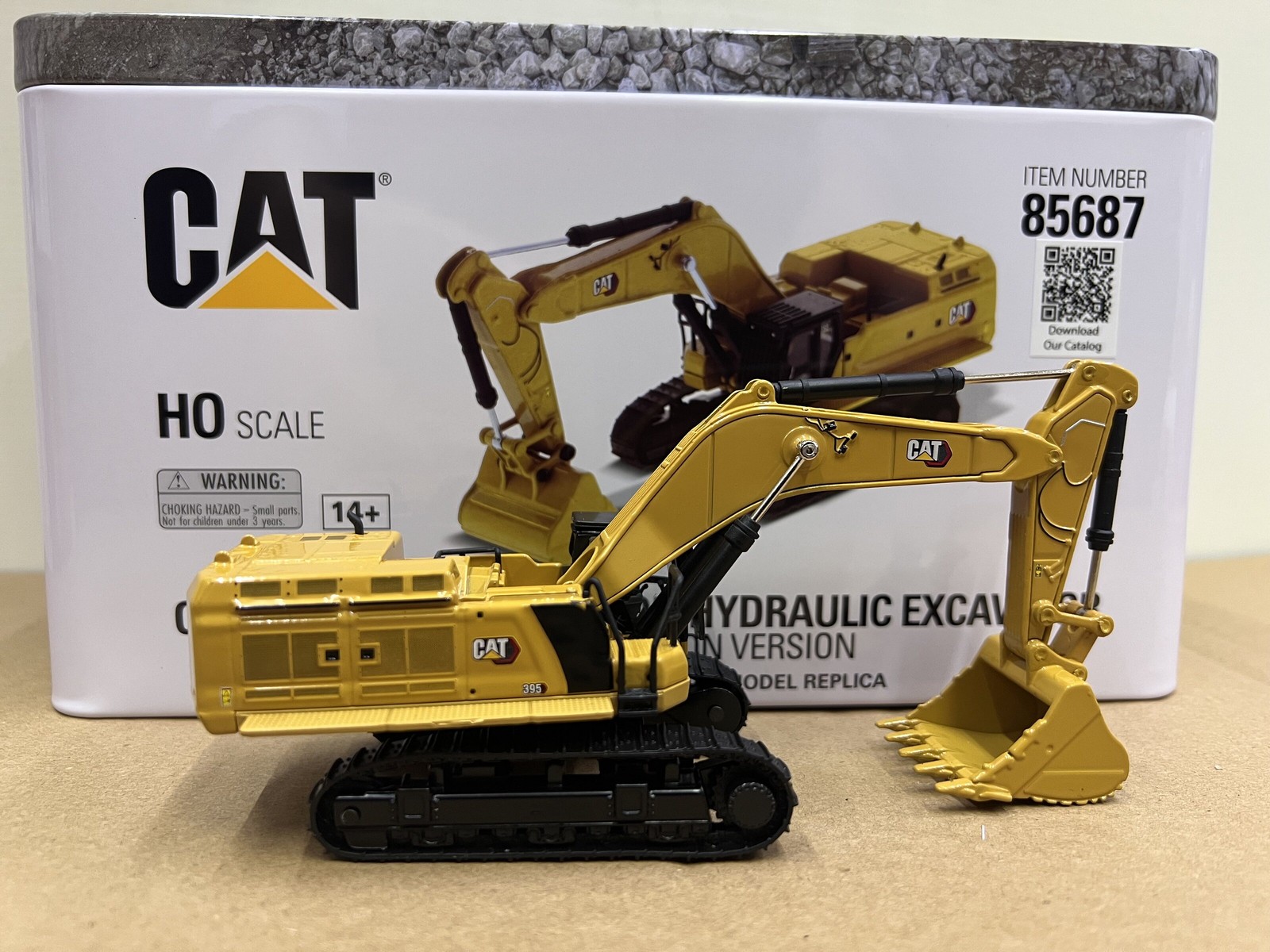 DM 1:87 CAT 395 Next Excavator Hook Machine Construction Vehicle Model 85687