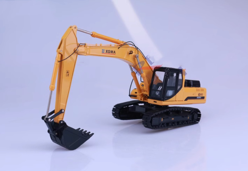1:35 35CM XGMA XG836LC Excavator Construction Machine Vehicles Diecast Model