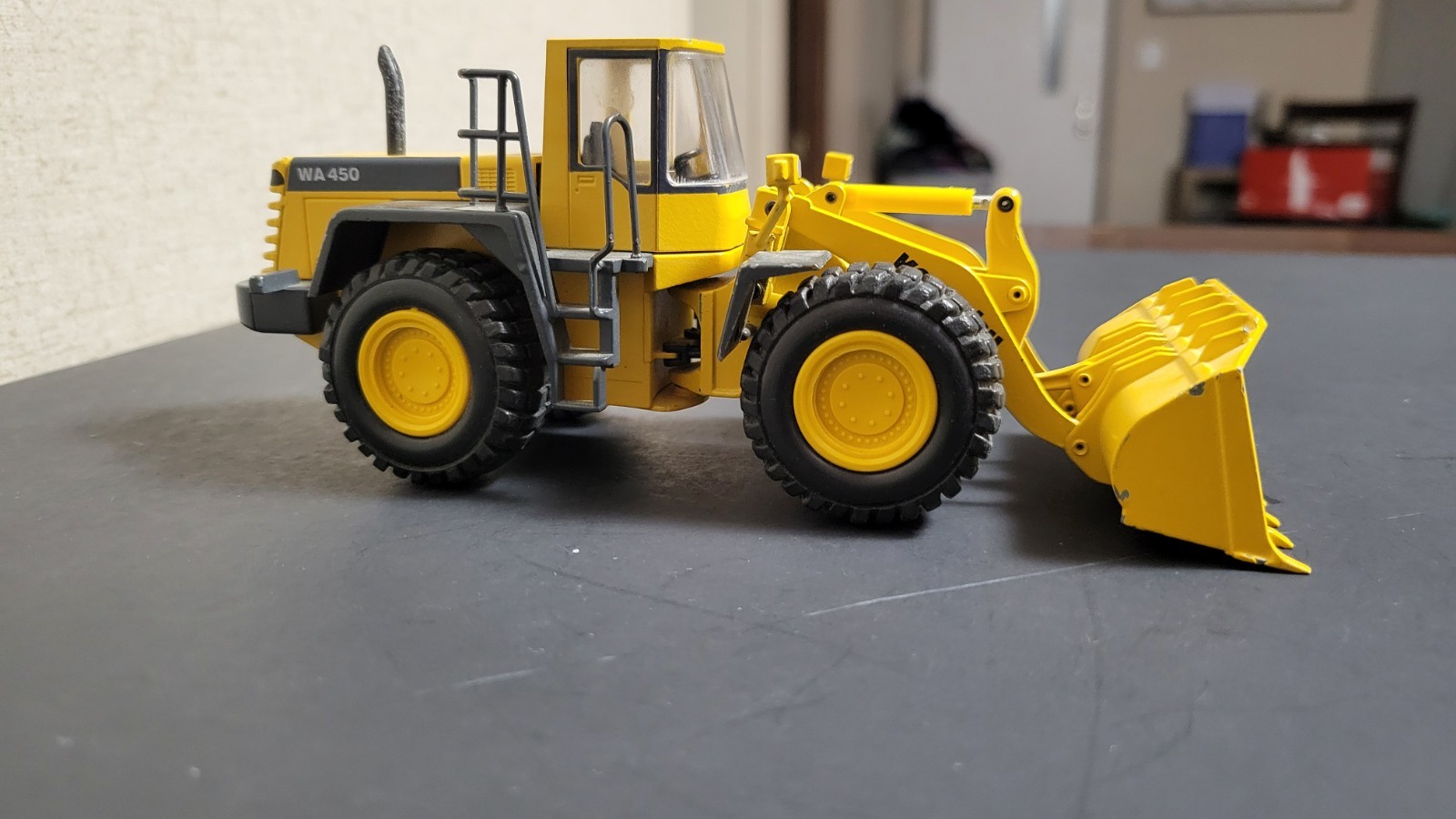 Conrad Model #2424 1:50 Komatsu WA 450 Wheel Loader Construction Equipment VHTF
