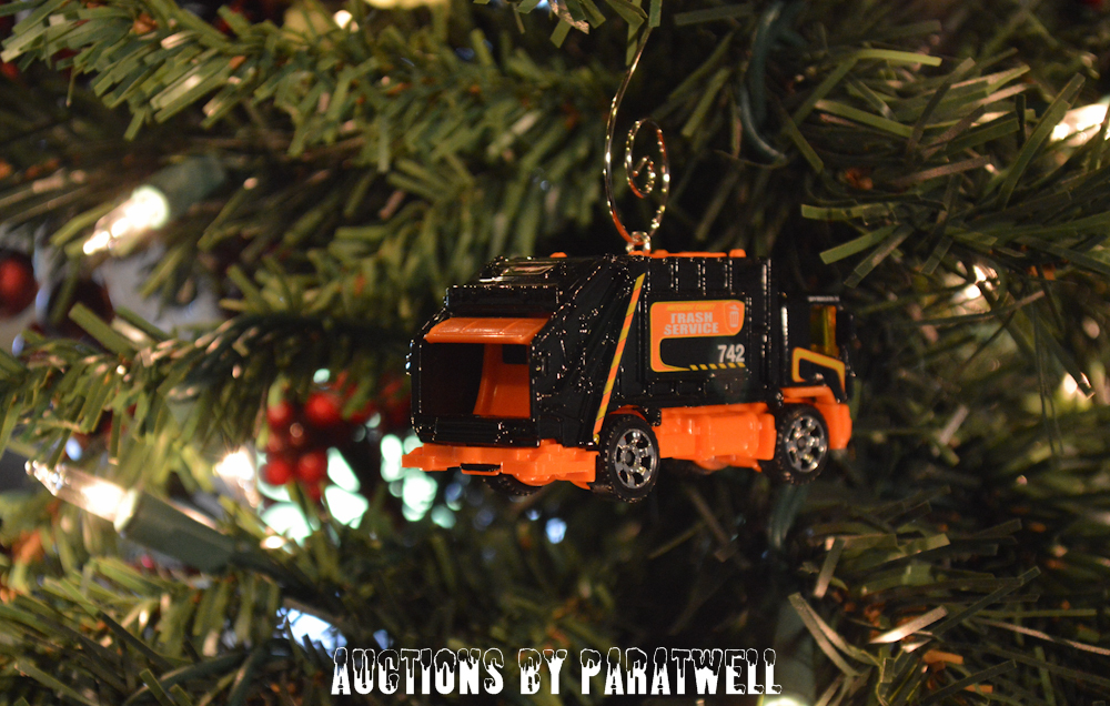Black Garbage Trash Refuse Truck Custom Christmas Ornament 1/64 Scale Adorno NEW