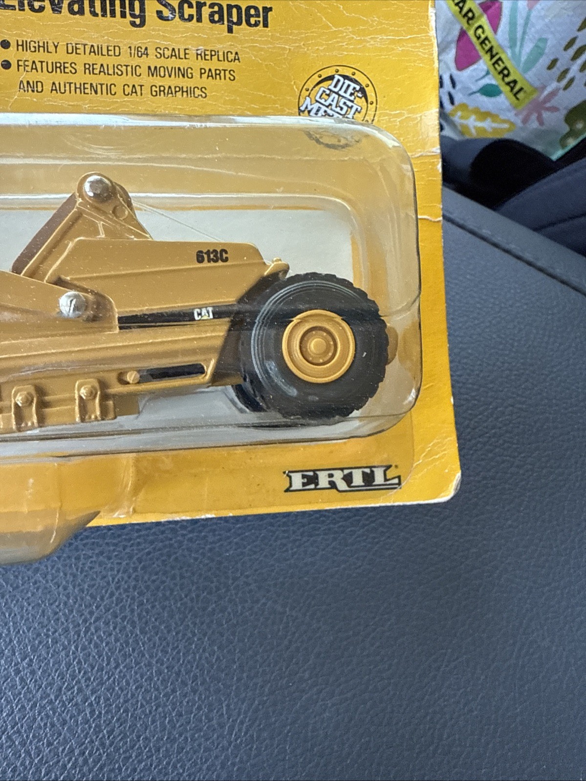 VTG 1994 Ertl Caterpillar 613C Elevating Scraper 1/64 Scale Die Cast