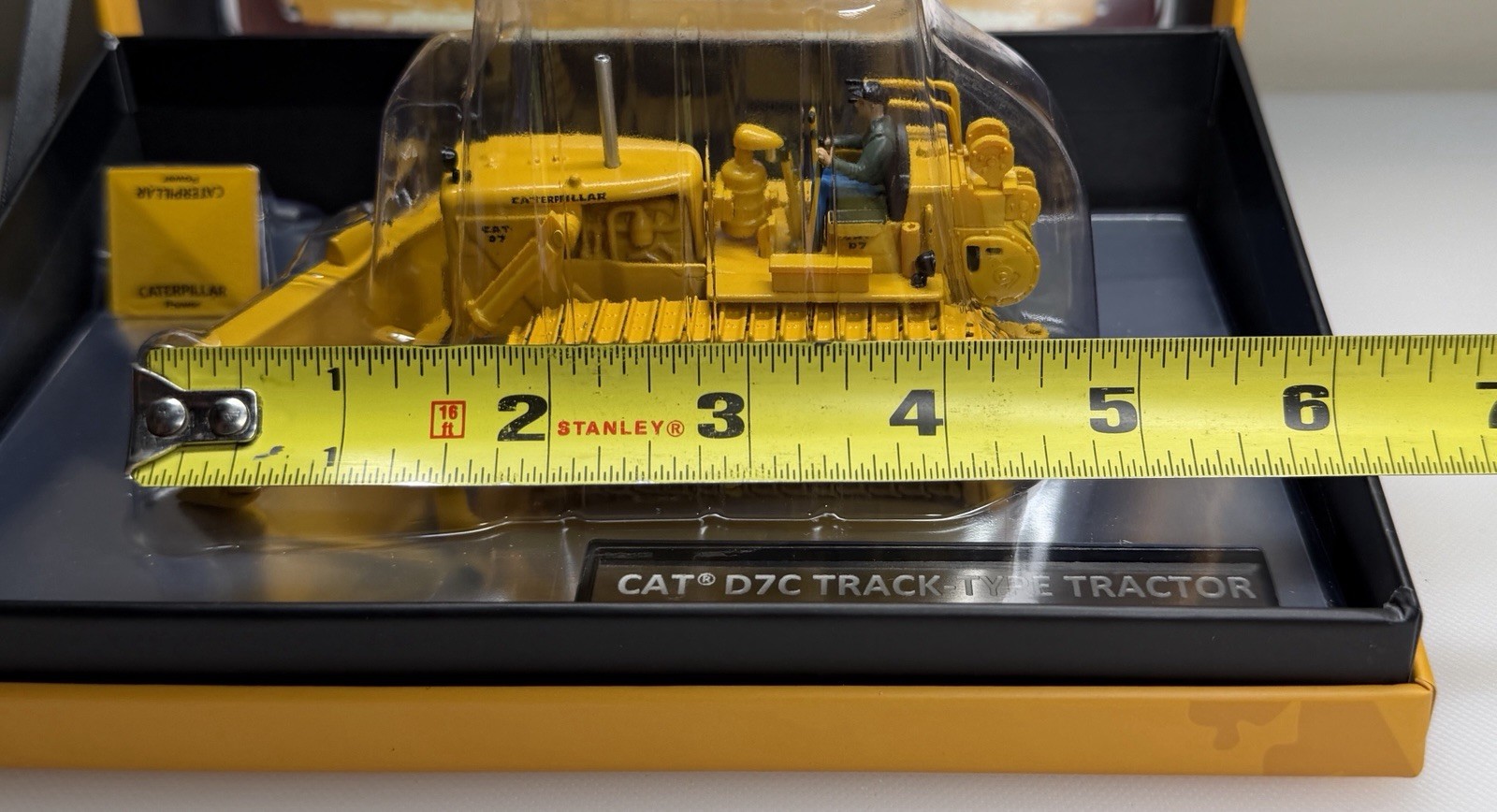 DM 1:50 CAT D7C Caterpillar tracked bulldozer alloy vehicle shovel model 85577