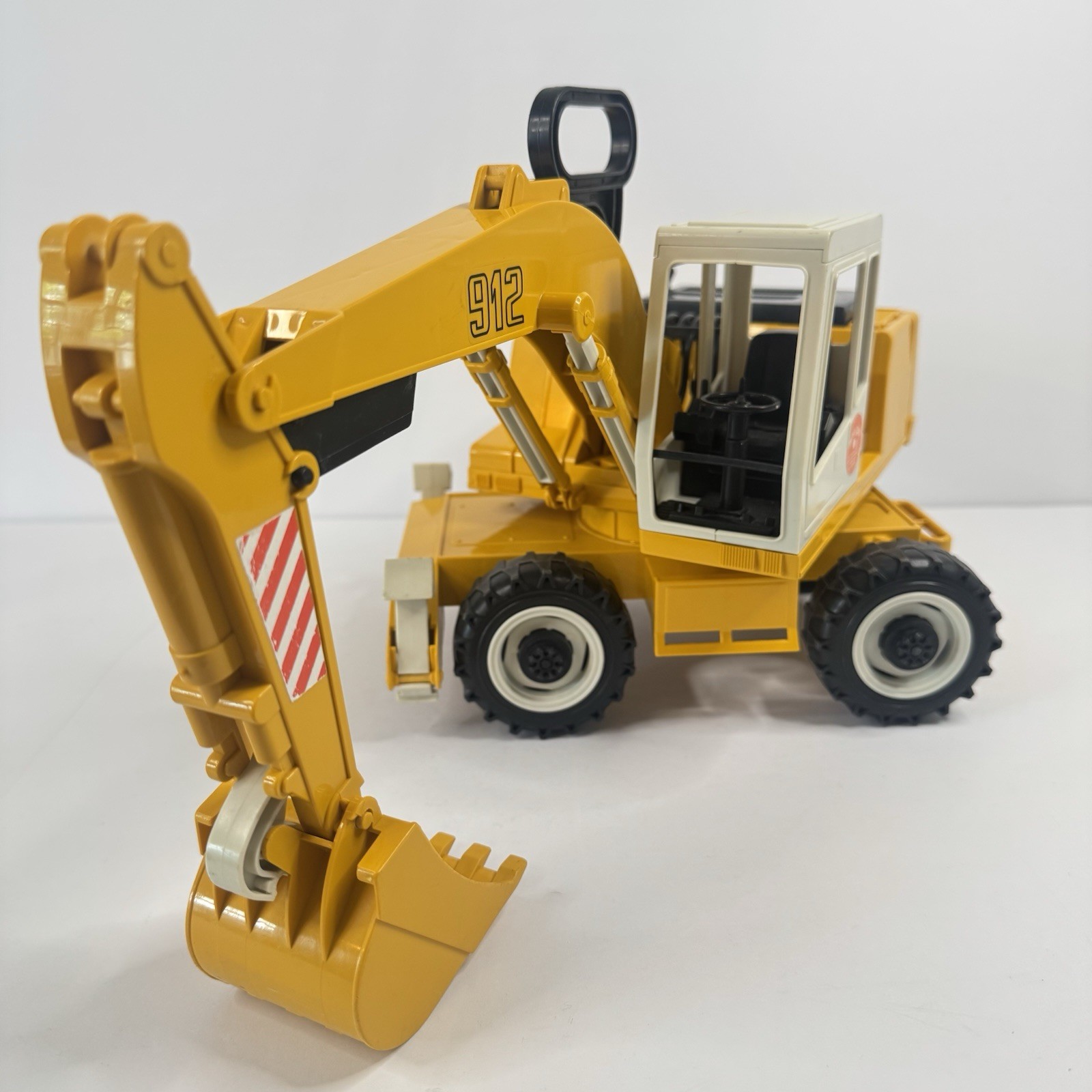Bruder Toys Liebherr 912 Power Shovel Excavator Backhoe Digger Truck GERMANY