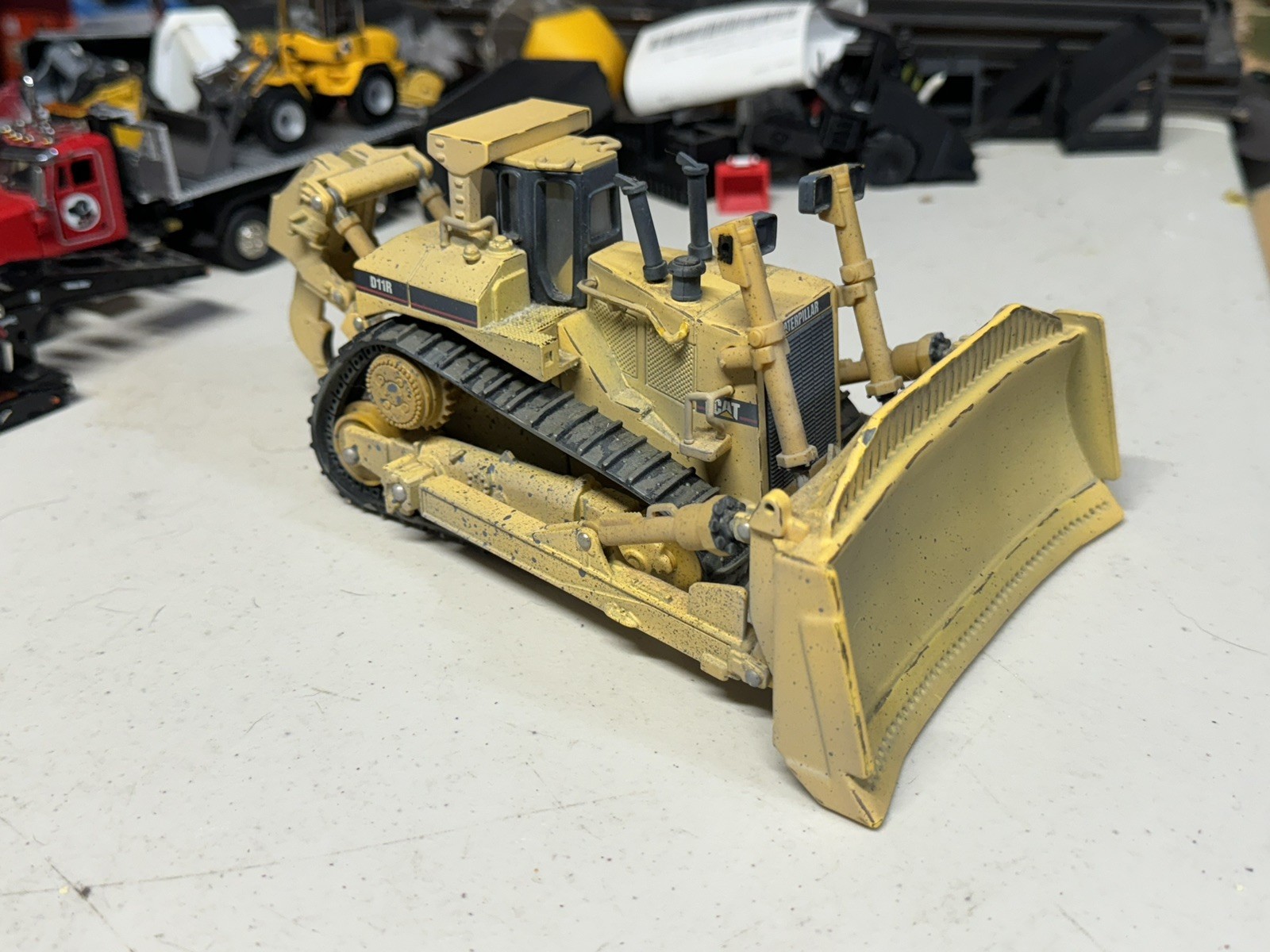 Norscot 1:50 Scale CAT Caterpillar D11R Dozer Bulldozer Factory Weathered! Rare!
