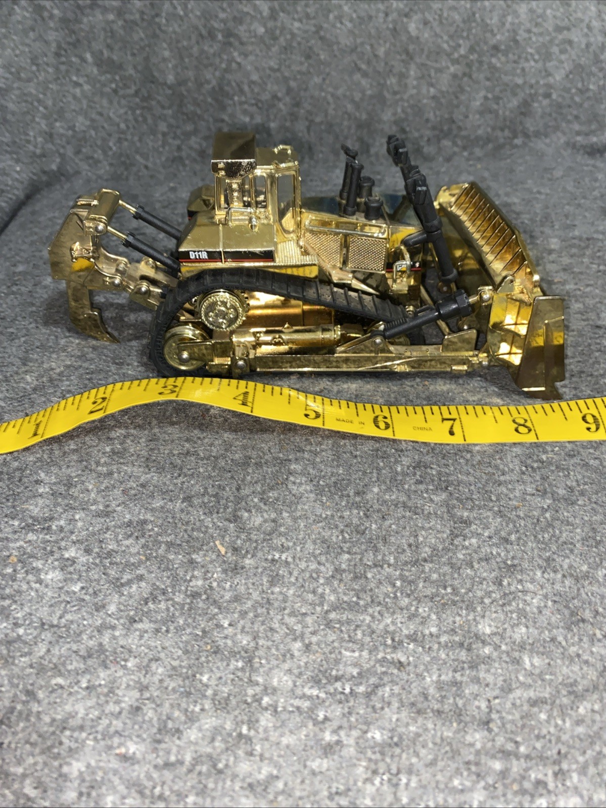 1999 Norscot 1/50 CAT Caterpillar D11R Track-Type Tractor 75 Year Gold Bulldozer