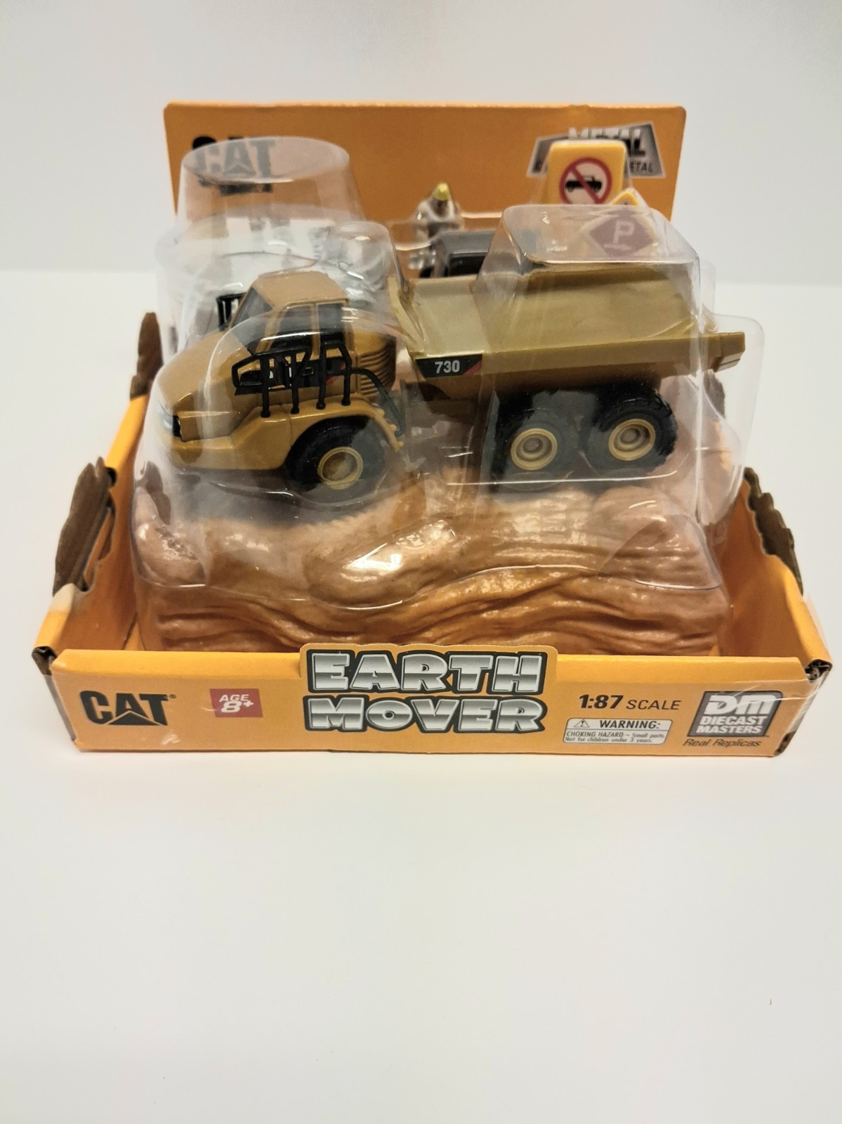 Cat 1/87 Earth Movers Diecast Masters 730 Caterpillar Wheel Hauler Diecast Model