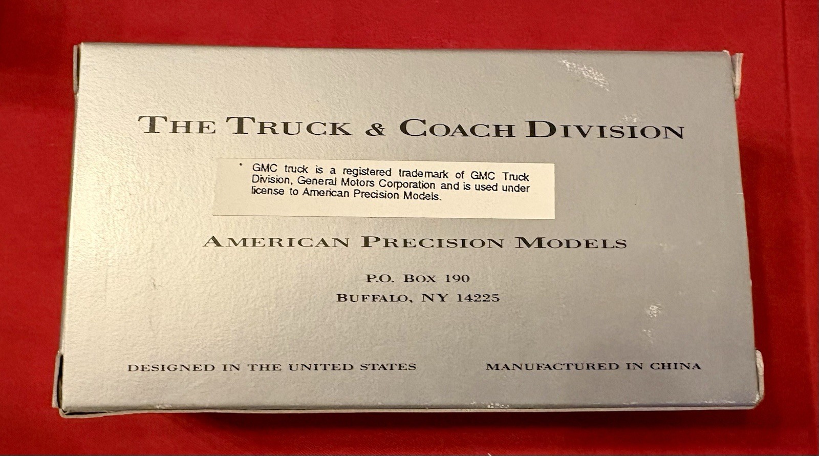 American Precision Models HO Scale APM 39000-2 Bus GMC The Truck/Coach Division