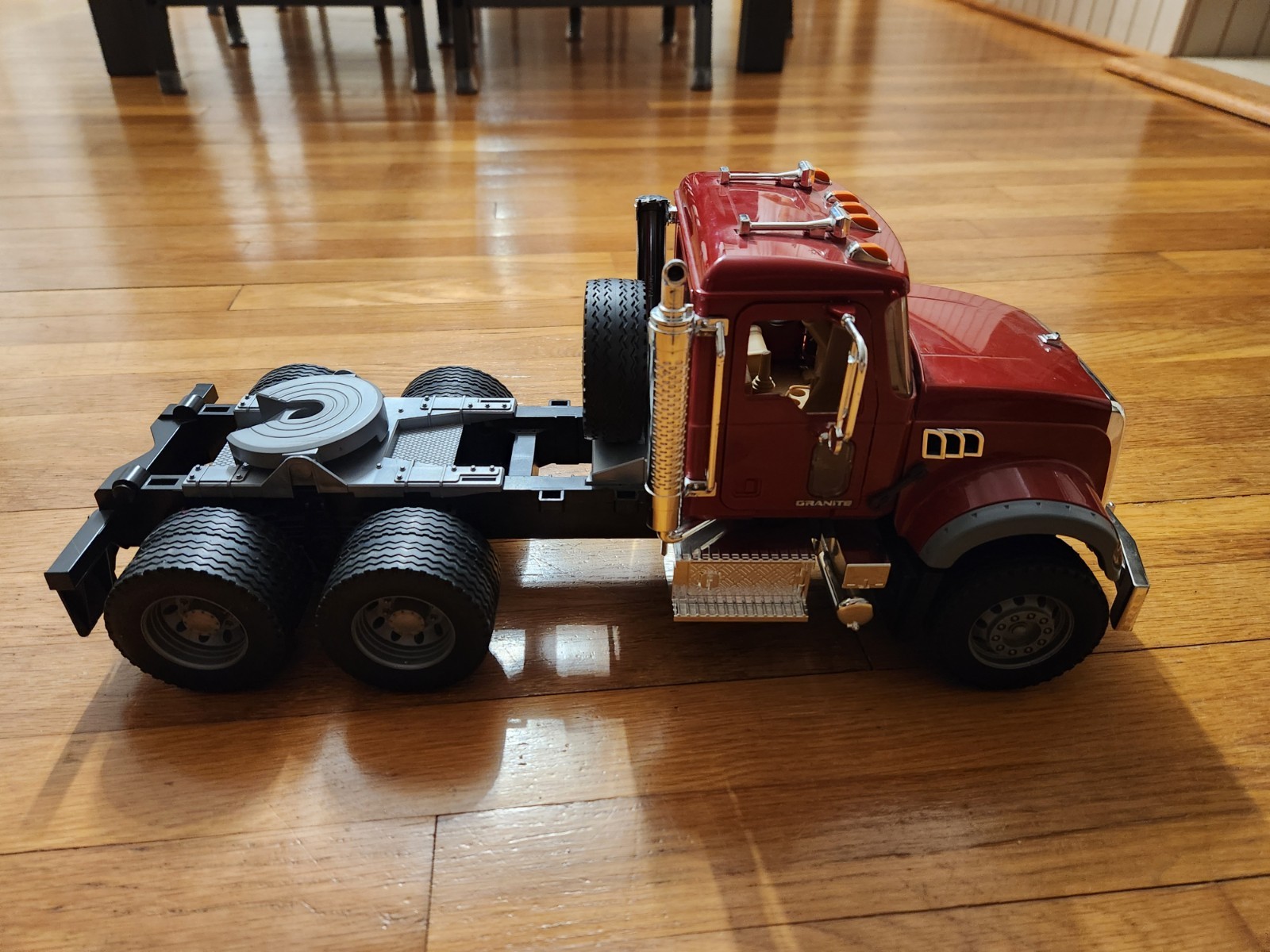 BRUDER Mack Granite Truck Semi Cab 1:16 2007 Made in Germany Tractor Trailer