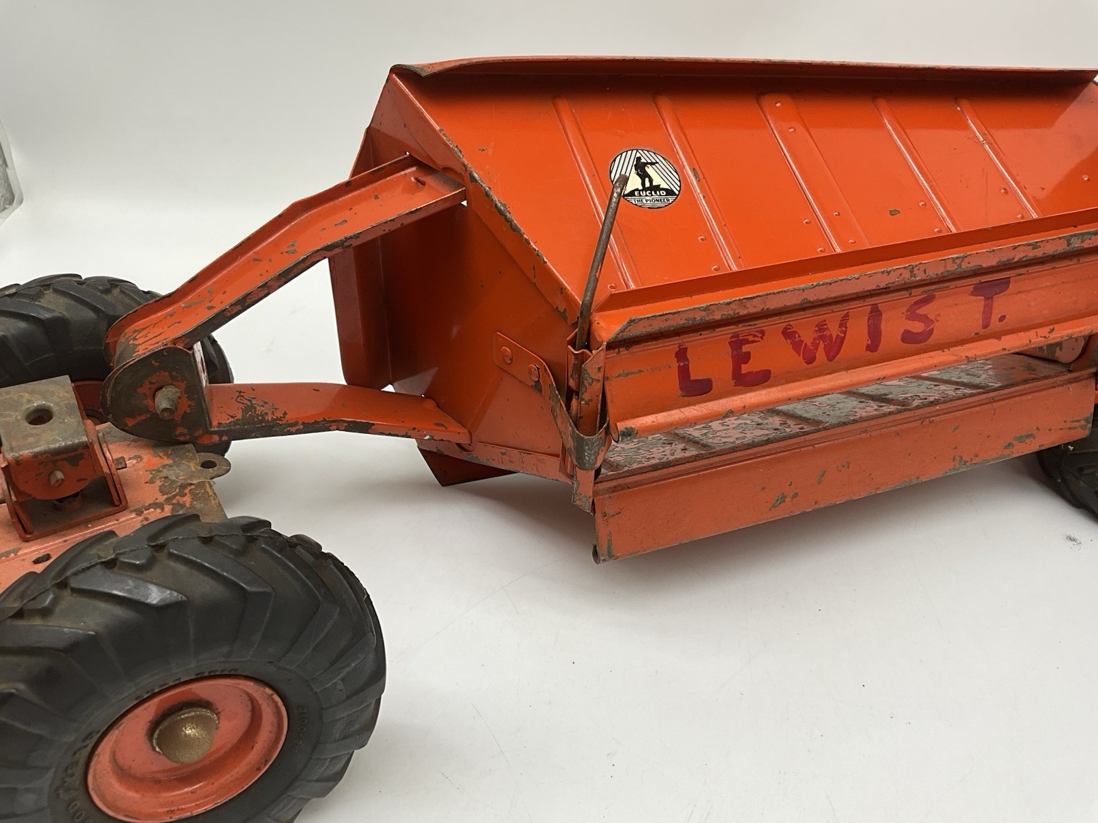 Doepke Euclid Tractor Toy Earth Mover 26″ Red Goodyear Tires Vintage 1950’s