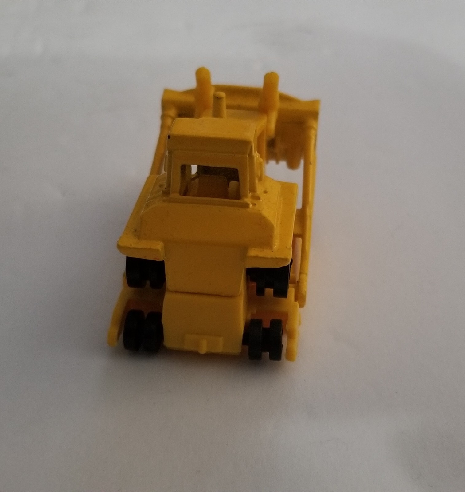 Hot Wheels 1979 Cat Caterpillar Bulldozer Workhorse Yellow